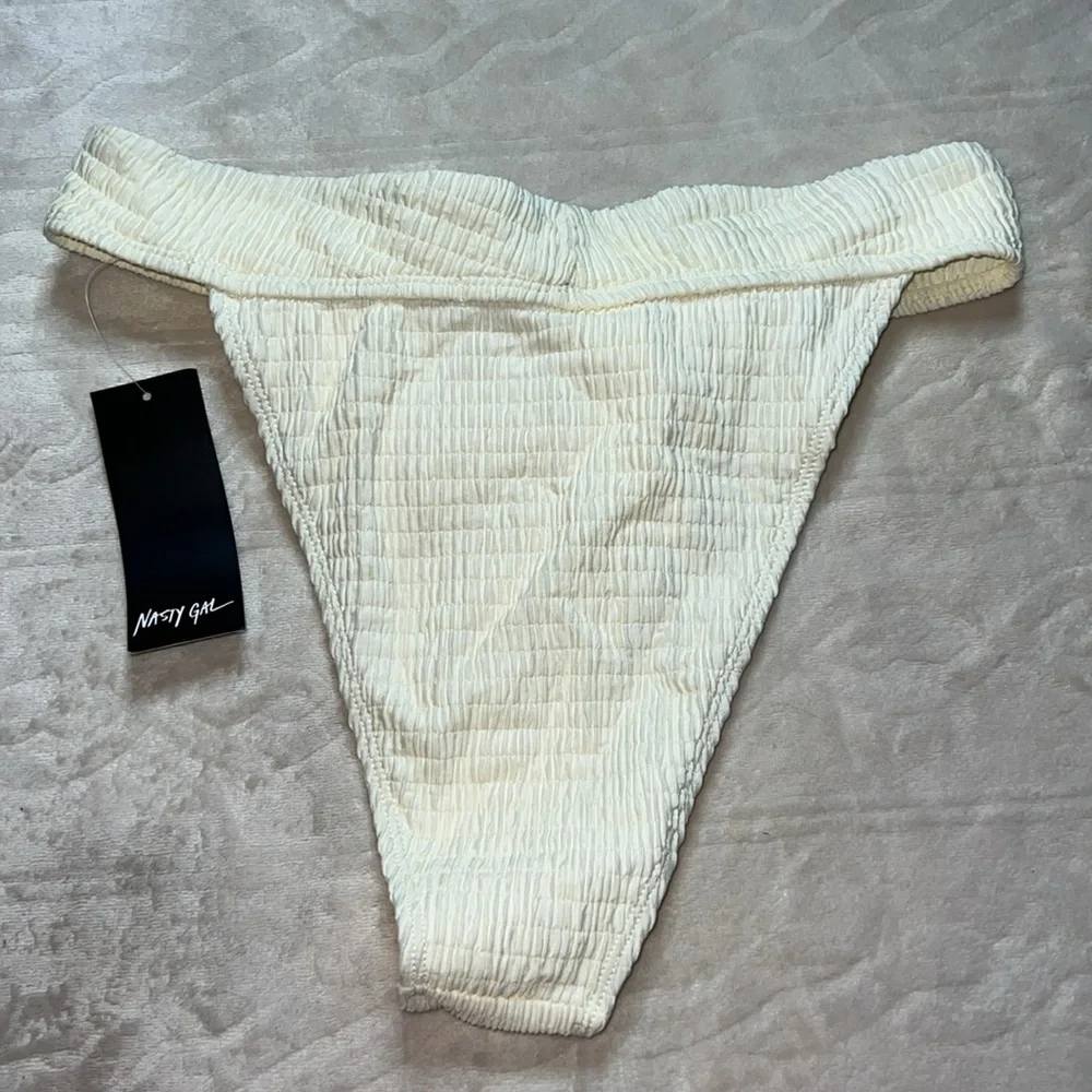 NastyGal Crinkle High Leg Bikini‎ Bottoms size US6